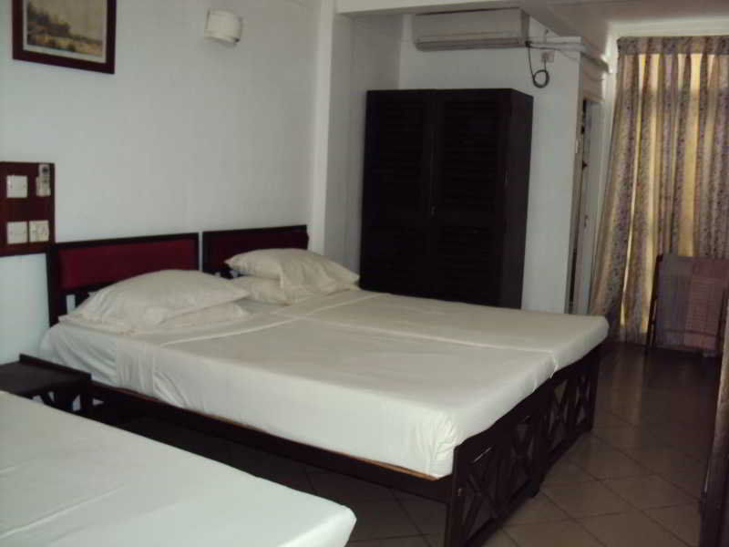 Ap Nippon Beach Hikkaduwa Exterior photo