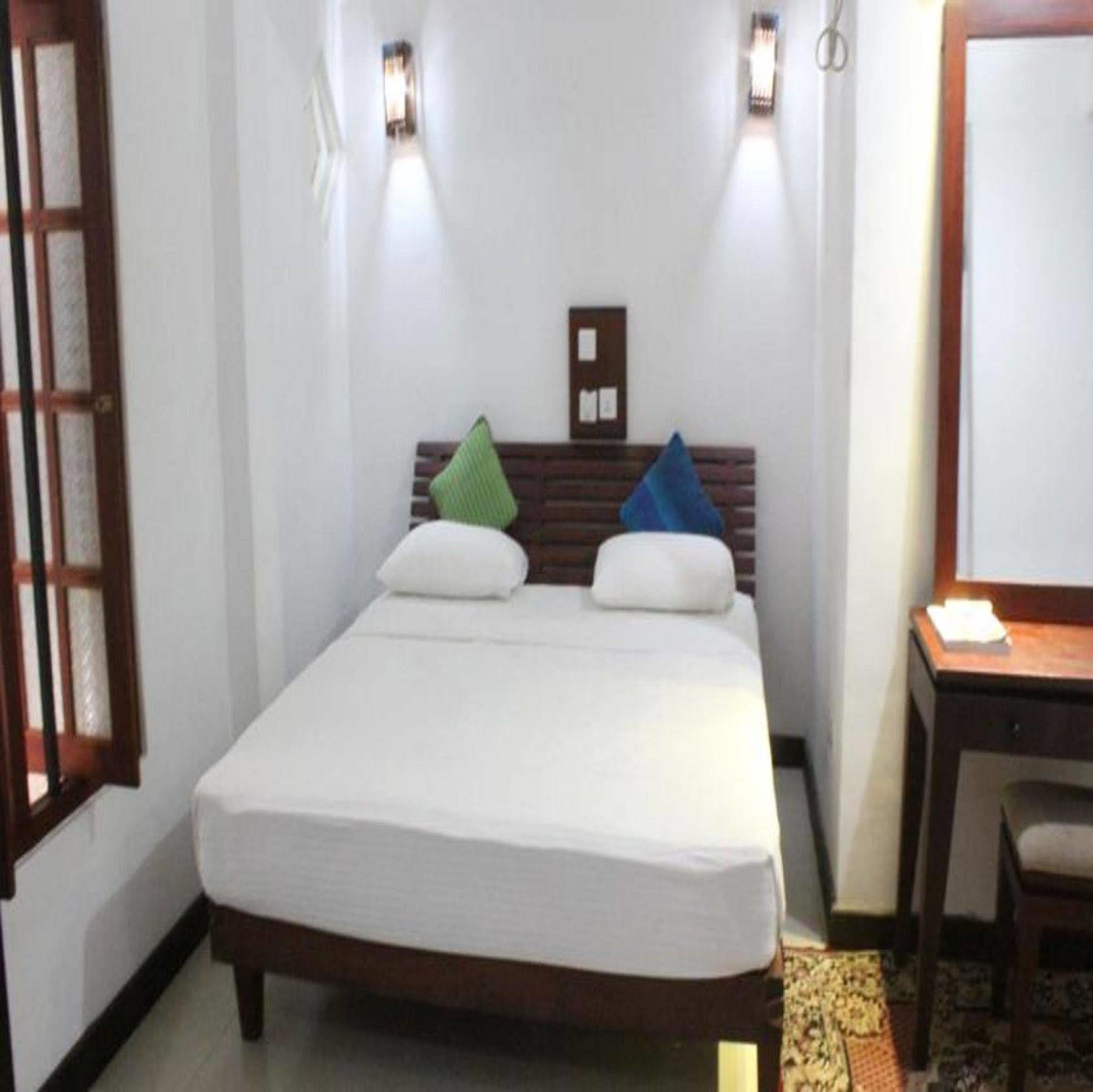 Ap Nippon Beach Hikkaduwa Exterior photo